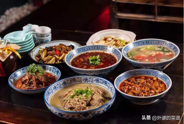 年夜饭一般几点吃？吃年夜饭有何讲究？-第1张图片