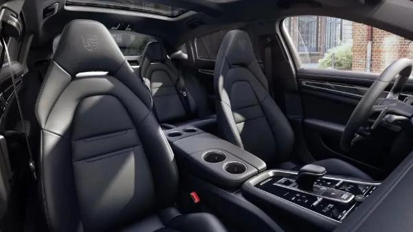 2020款保时捷panamera，保时捷panamera降价-第5张图片