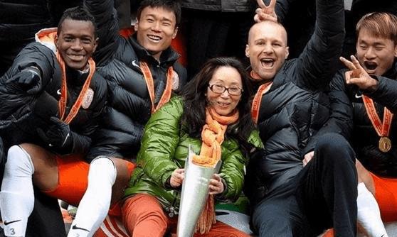 小伙吃软饭赚1000万，我吃软饭的那些年免费-第11张图片