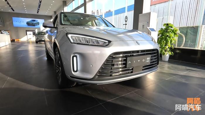 华为汽车 赛力斯 极狐，华为赛力斯是华为的吗-第2张图片
