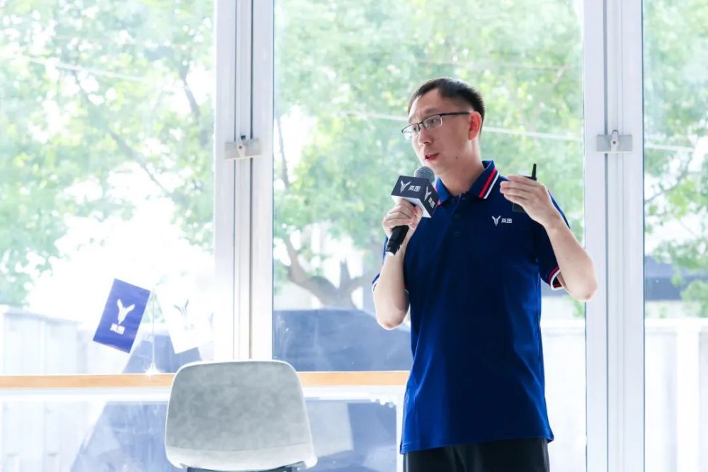 mpv操控性和安全性，mpv的操控和稳定性怎么样-第25张图片