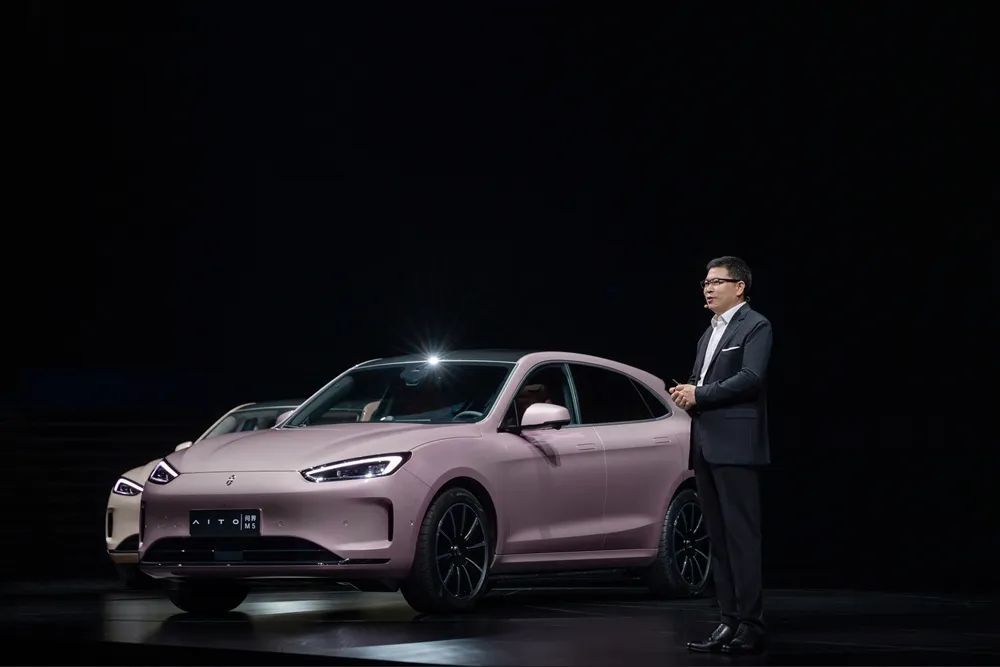AITO首款纯电车型问界M5 EV，电动SUV AION V-第1张图片
