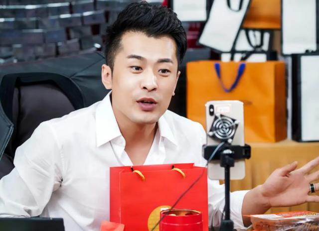 辛巴粉丝才300多万，辛巴粉丝怎么只有300万-第7张图片