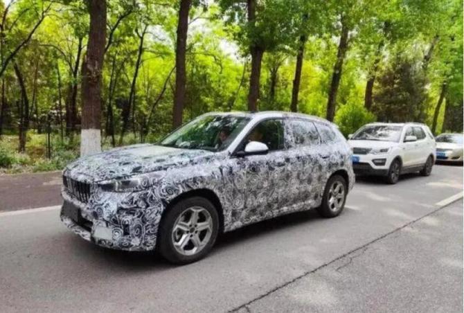 华晨宝马x1 suv，suv宝马x1新款价格及图片-第2张图片