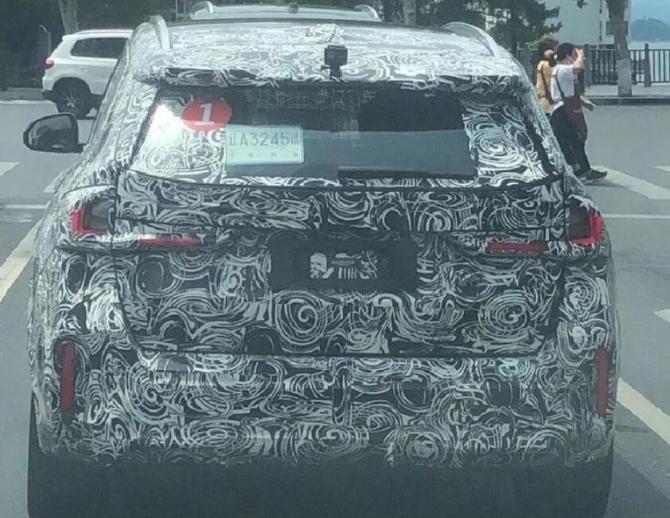 华晨宝马x1 suv，suv宝马x1新款价格及图片-第4张图片