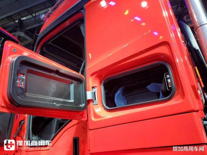 奔驰牵引车550马力，牵引车350马力能拉多少吨-第26张图片