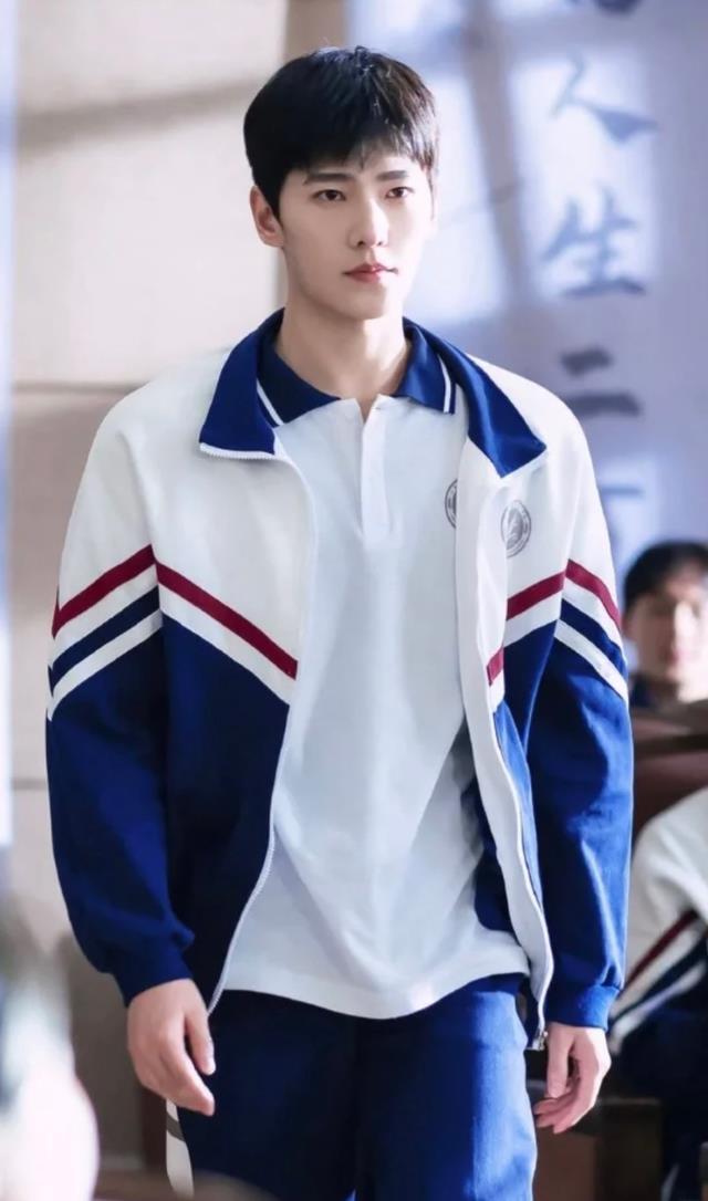 盘点高颜值90后校园男主文，盘点高颜值90后校园男主小说-第21张图片