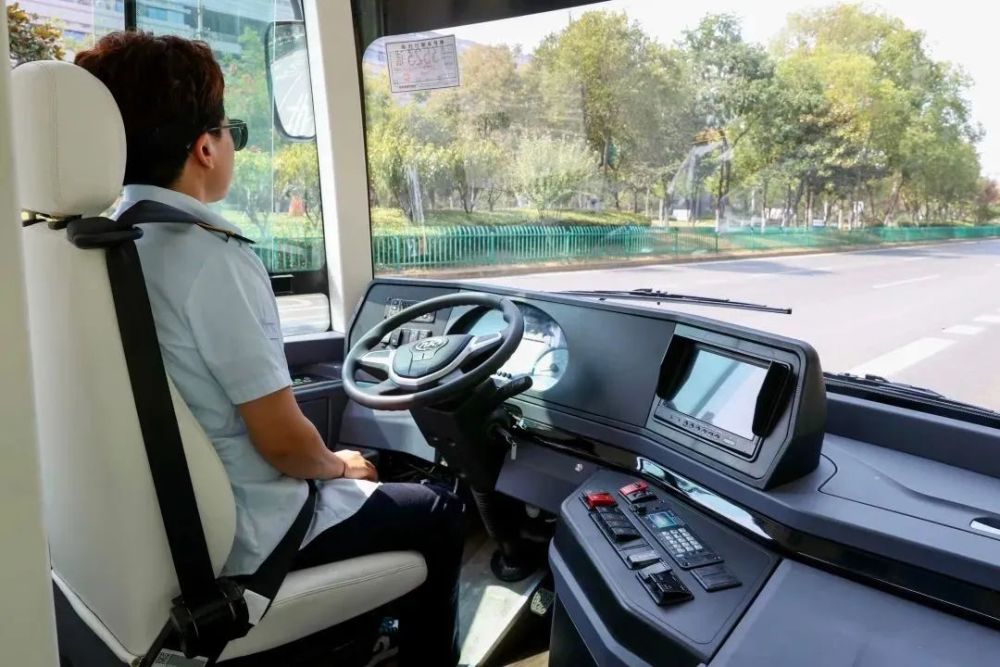 安徽首条自动驾驶公交体验线路，安徽首条自动驾驶公司-第4张图片