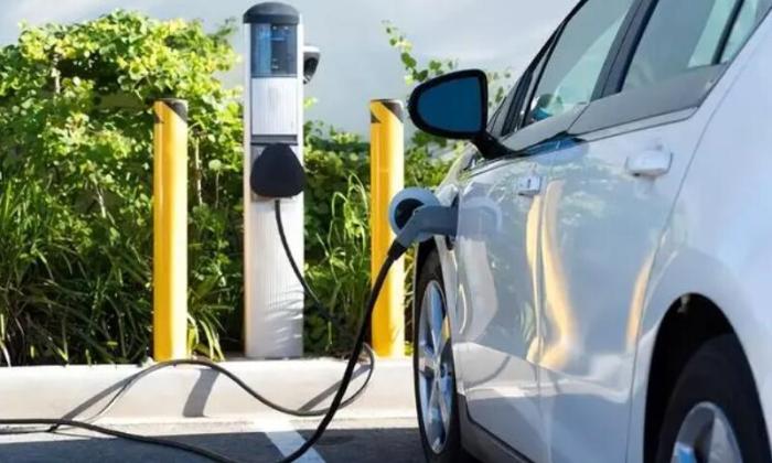 新能源汽车涨价已成定局论文，新能源汽车价格补贴退场-第2张图片