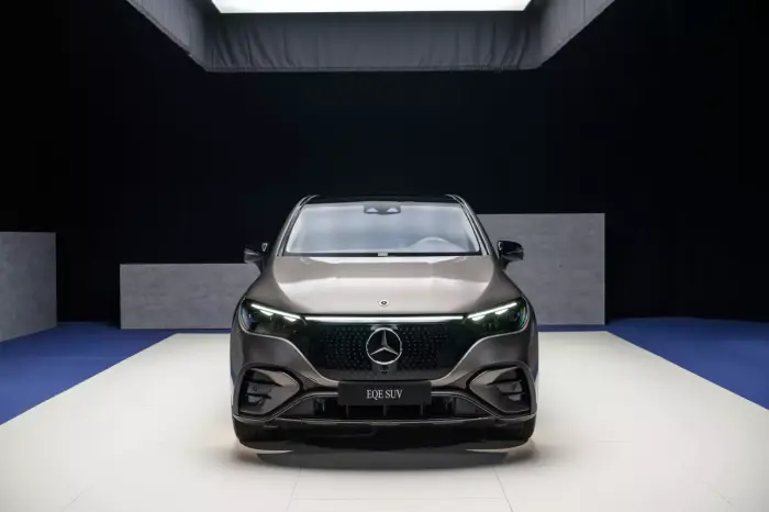 2021奔驰EQE价格，2022奔驰eqc纯电suv-第2张图片