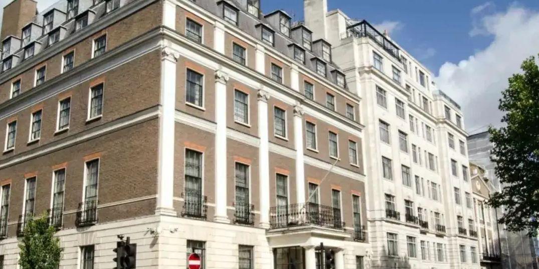 中国驻英使馆冲突事件，中国驻英使馆遭冲击的原因-第2张图片