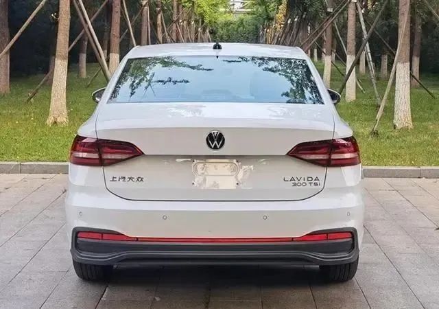 又一批新车换装大众标志，大众全新一代tiguan-第5张图片