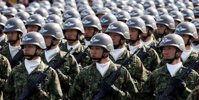在钓鱼岛中国和日本打起仗来了，今日日本钓鱼岛攻打中国海军-第1张图片