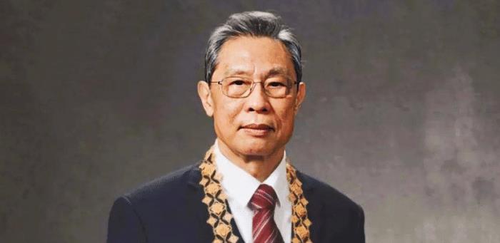 一夜之间变成老太婆的脸，一夜之间变成老太太是什么病-第2张图片