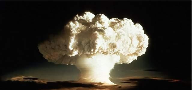 乌克兰把核弹给中国了，俄罗斯在本土引爆核弹-第1张图片