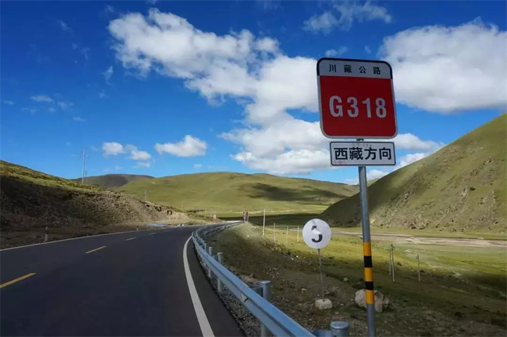 三江并流震撼奇景打卡318，乱石飞雨敬畏大自然-第1张图片